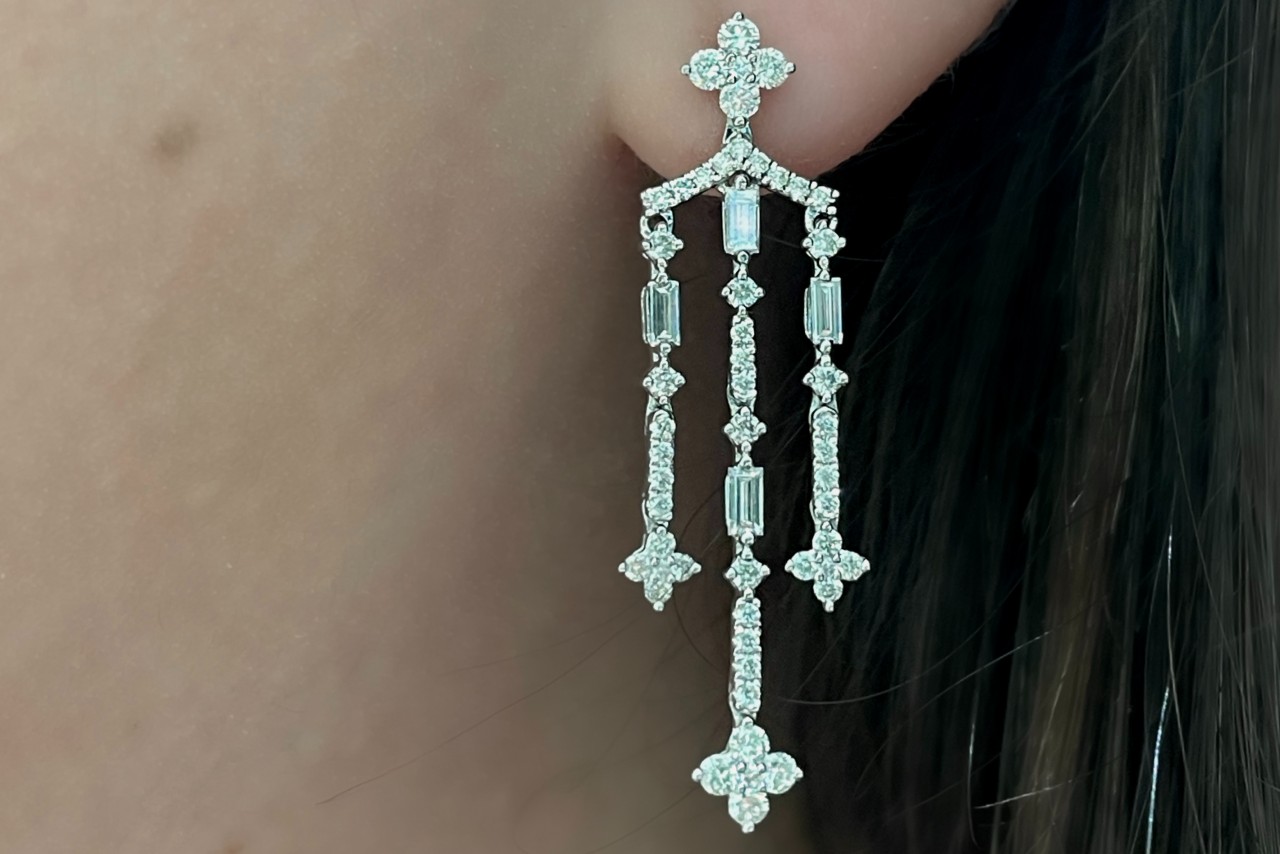 diamond chanelier earring available at Damiani Jewellers